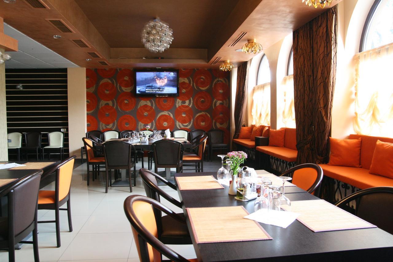 Hotel Kilometrul Zero Dragasani 外观 照片